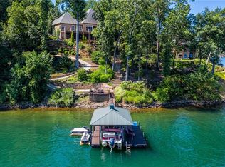 256 Mountain View Pointe Dr, Seneca, SC 29672