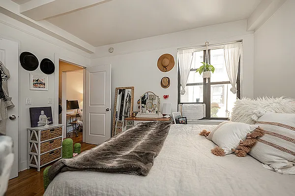 Rented by Rita S Citrin, LREB | media 29