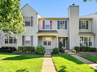 11 Stuart Dr APT 5, Freehold, NJ 07728