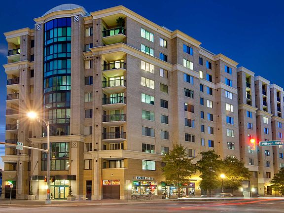 2201 Wilson Apartments