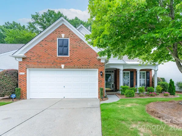 8637 Annabel Lee Ln, Charlotte, NC 28277