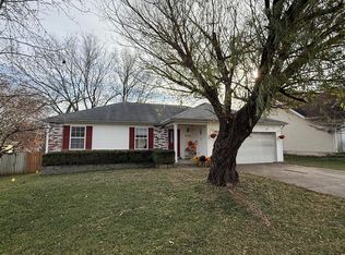 1714 E Lee St, Republic, MO 65738