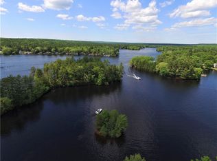 72 Wood Cove Dr, Coventry, RI 02816