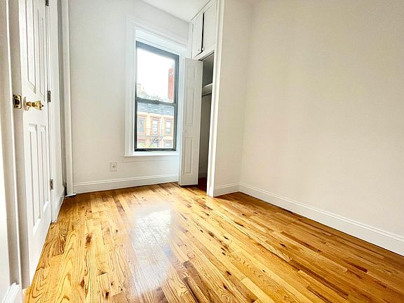 5th image of 226 E 83rd St APT 38