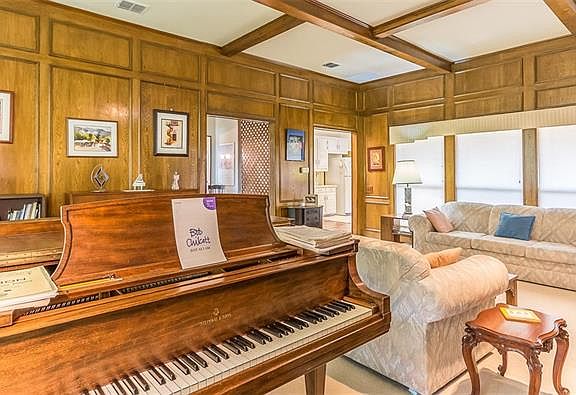 4th image of this home