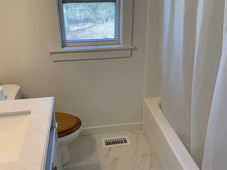 5103 Jarrett Rd — Photo 13