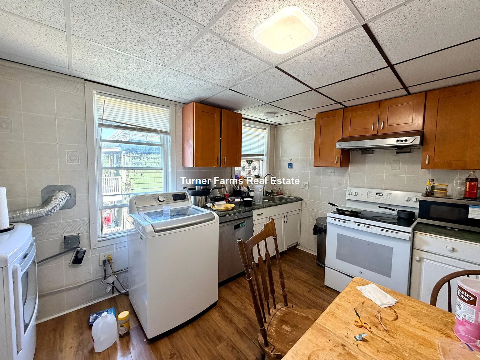 5 bed, 2.0 bath, $4,450 — Photo 4