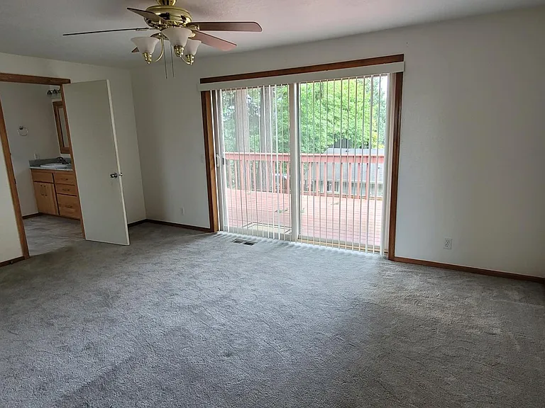 2285 W 29th Ave — Photo 23