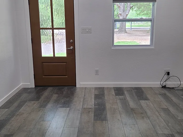 1083 Vz County Road 2120 — Photo 2