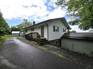 258 Wilcox Dr, Crumpler, NC 28617