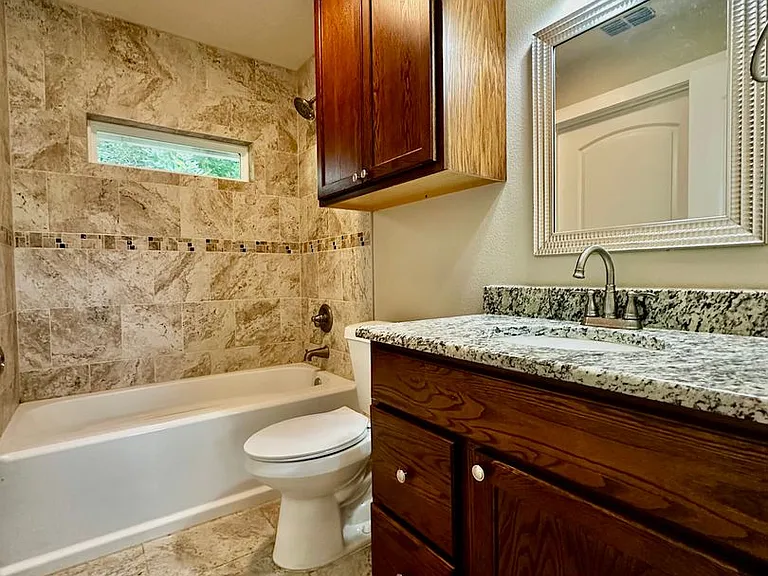333 Guadalupe St — Photo 6
