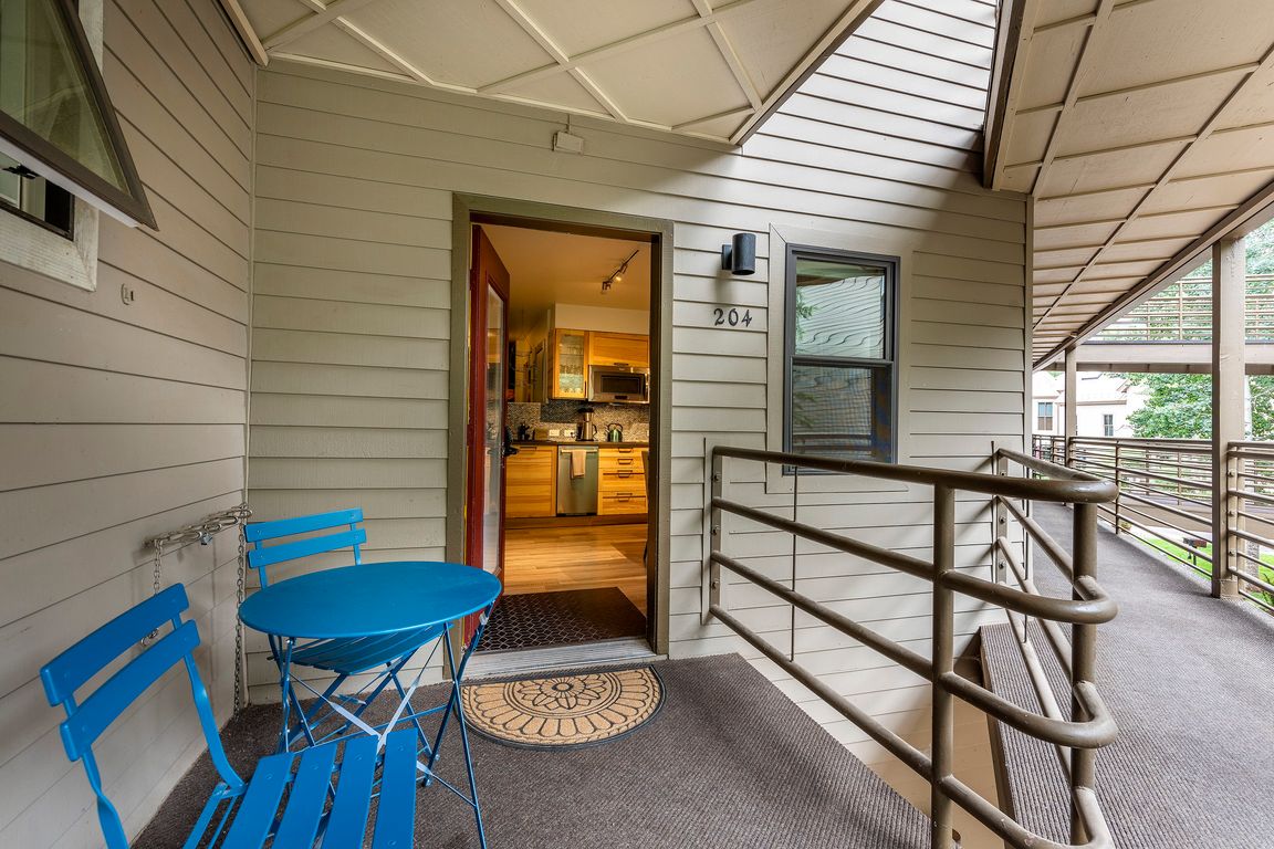 Viking Lodge_Unit 204_071924_001