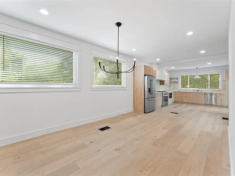 3301 Duval St — Photo 12