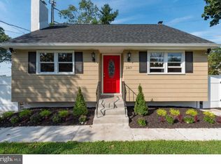 287 Chestnut St, Glendora, NJ 08029