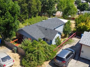 332 E 5th Ave, Sutherlin, OR 97479