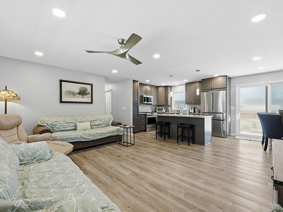 6424 Zealand Ave N, Brooklyn Park, MN 55428 | Zillow