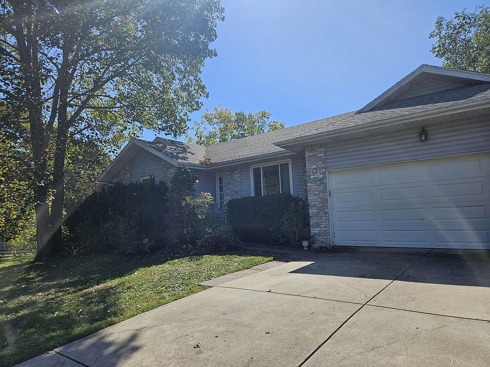 1st image of 602 E Cherry Street