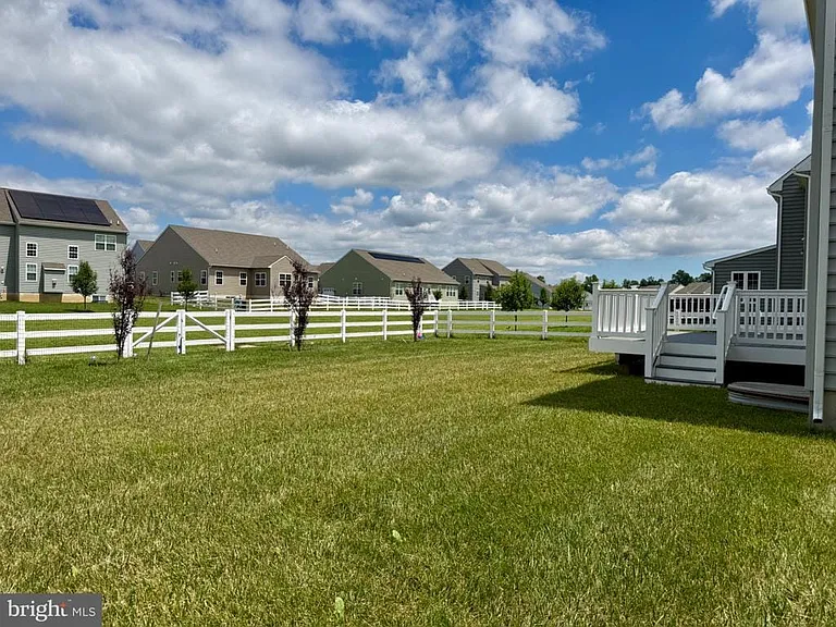 636 McCracken Dr — Photo 24