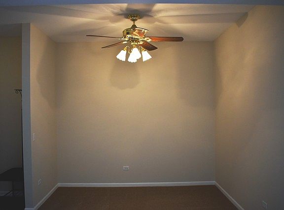 5th image of 3115 Town Square Dr Unit 403