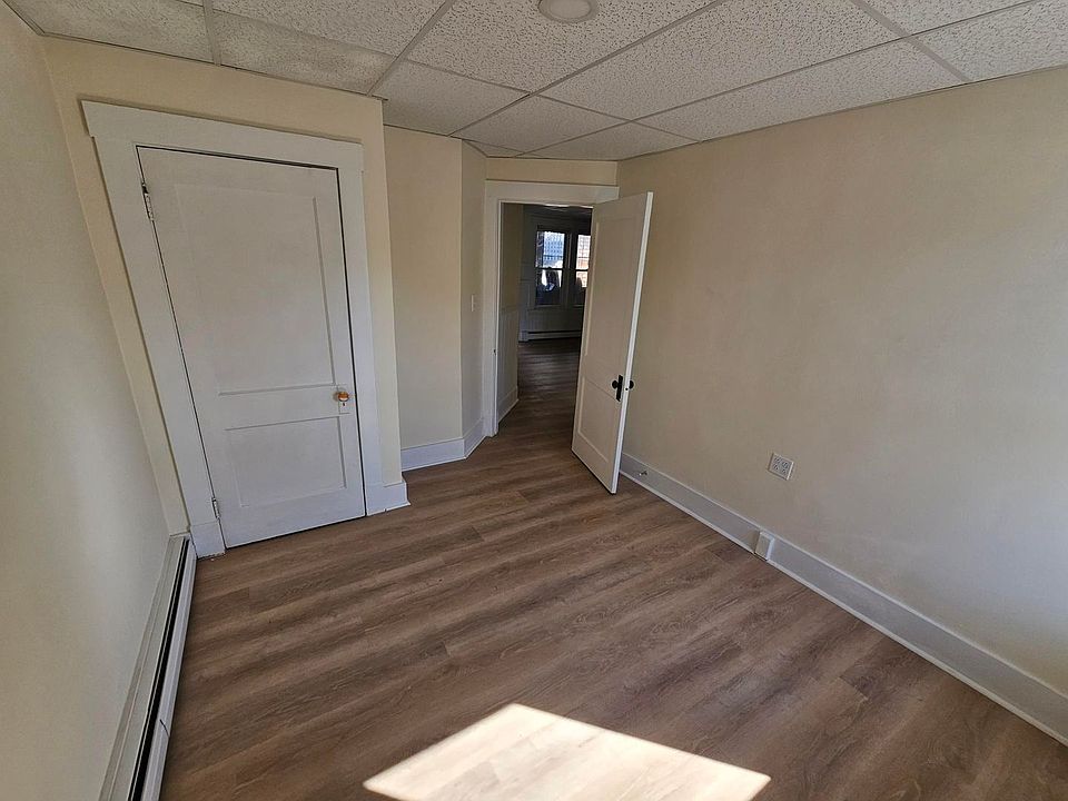 80 Essex Ave 80 Essex Ave Rumford ME Zillow