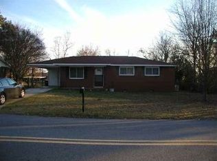 200 Palomino Ln, Warner Robins, GA 31088