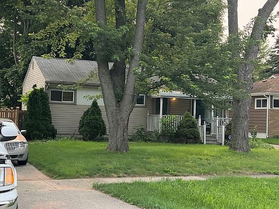 3rd image of 539 Oaklawn Ave