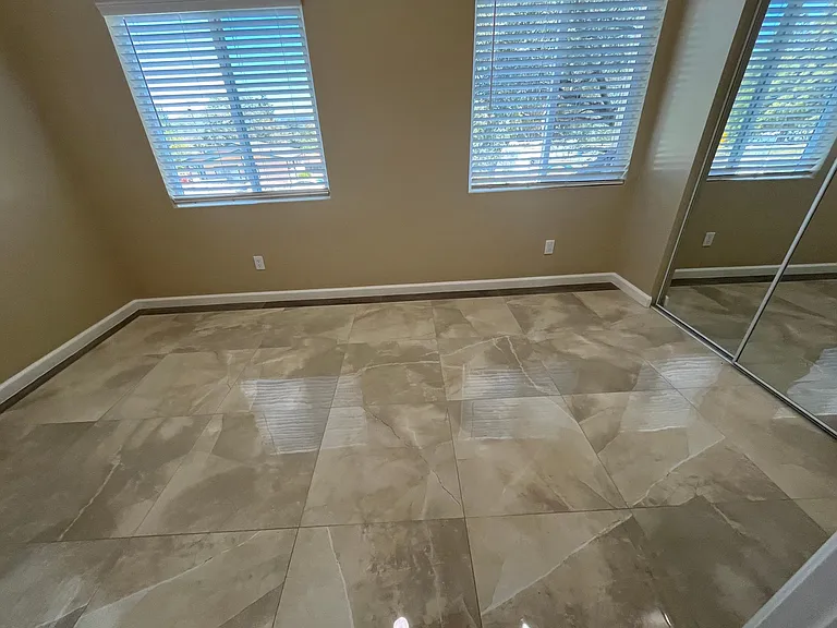 2739 Eltinge Dr — Photo 34