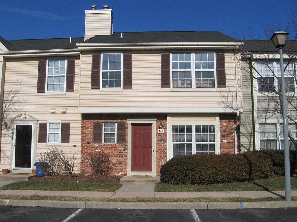 2nd image of 440 Aldeburgh Ave