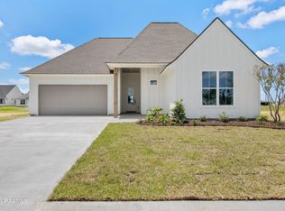 309 Queenstown Ave, Youngsville, LA 70592