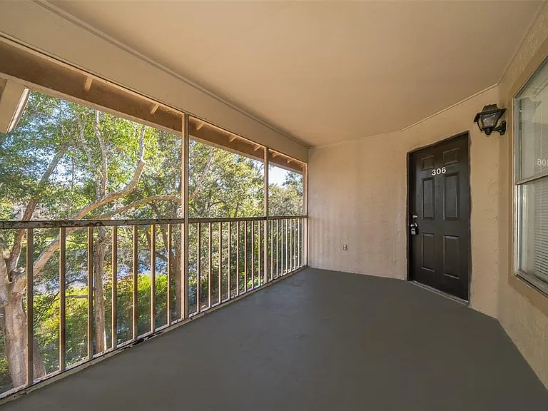 956 Salt Pond Pl #306 — Photo 2