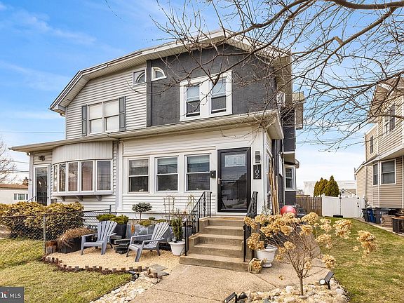2nd image of 102 N Wells Ave