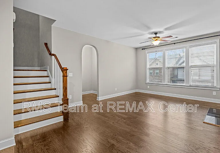 3209 Hallmark Ln — Photo 14