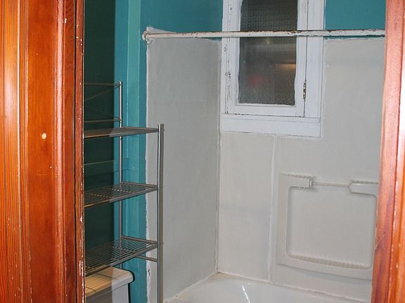 Full Bath