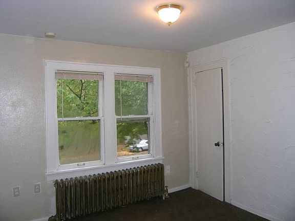 2nd image of 4023 Colfax Ave N