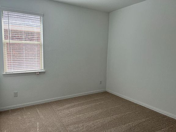5th image of 7905 Marsh Ln