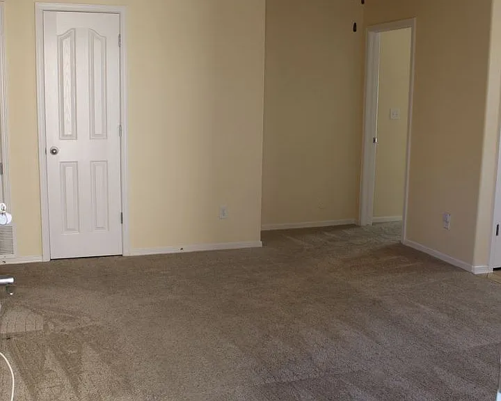 12928 Hueco Pit Dr — Photo 2