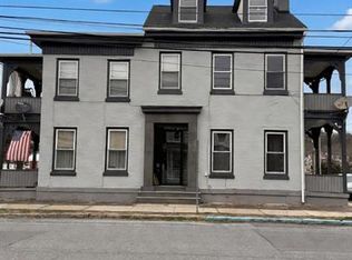 200 Jackson St APT D, Port Carbon, PA 17965