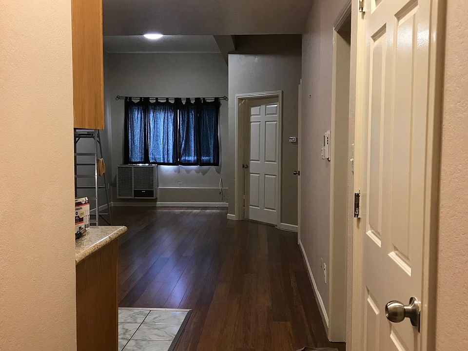1st image of 1319 5th Ave APT 1