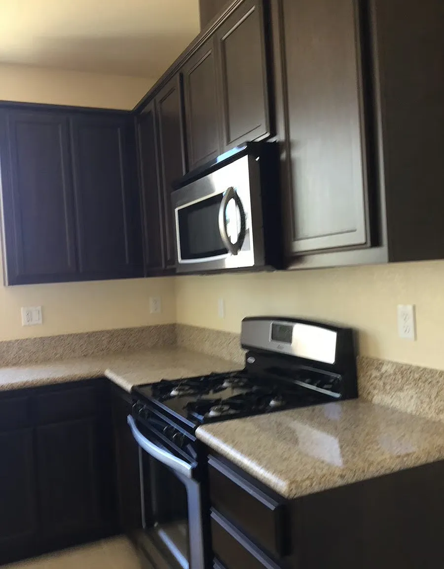 3 bed, 2.5 bath, 1318 sqft, $3,800 — Photo 1