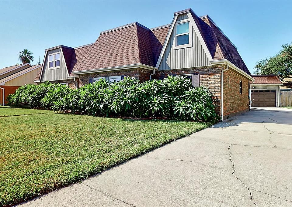 1st image of 29 Colony Park Cir