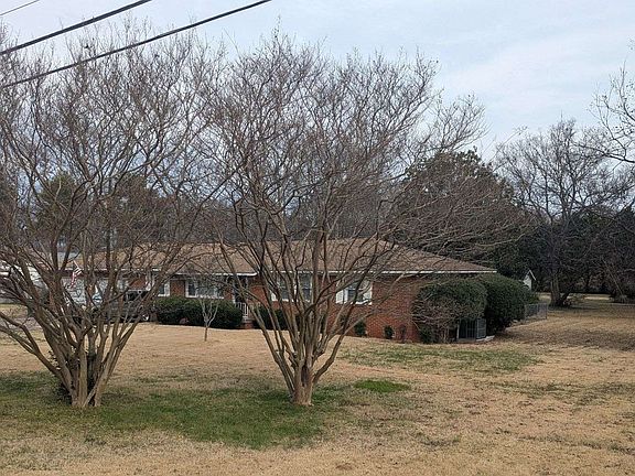 2nd image of 5004 Holmes Ave NW