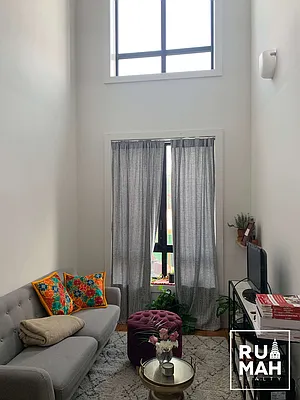 Rented by Rumah Realty Inc | media 10