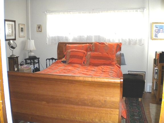 Bedroom #2 (connected to bathroom)