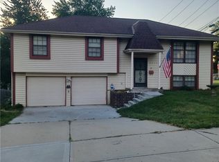 5317 S Norfleet Rd, Kansas City, MO 64133