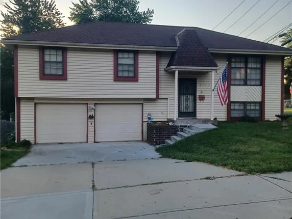 5317 S Norfleet Rd, Kansas City, MO 64133