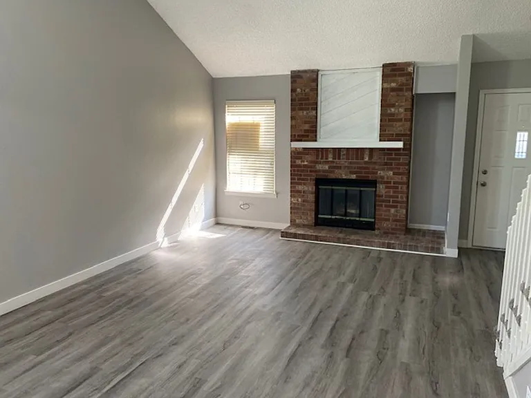 8393 W 90th Pl — Photo 6
