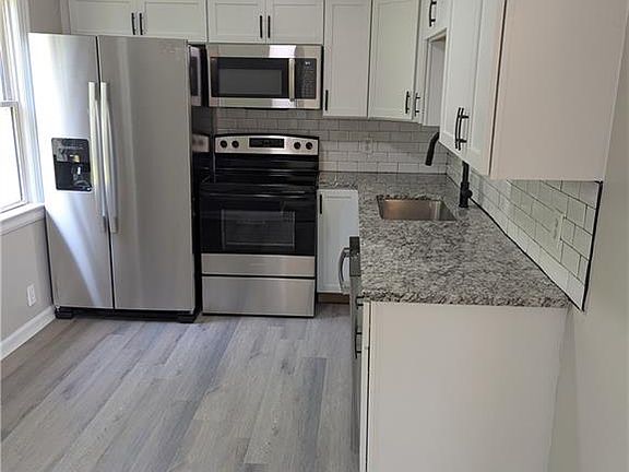 4th image of 3115 S 34th St