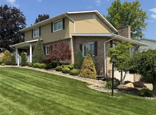 1313 Cross St, Belle Vernon, PA 15012