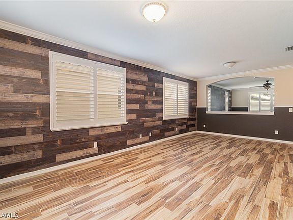 4th image of 8542 Sumner Ave
