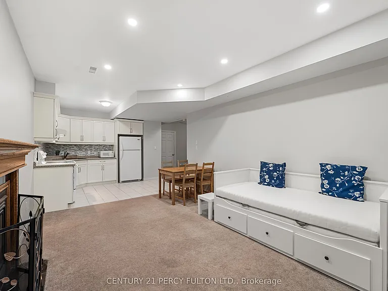2337 Pindar Cres #BASEMENT — Photo 5